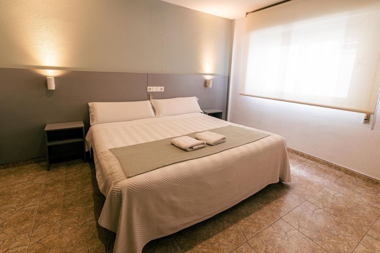Hostal Gran Via Pinto Exteriér fotografie