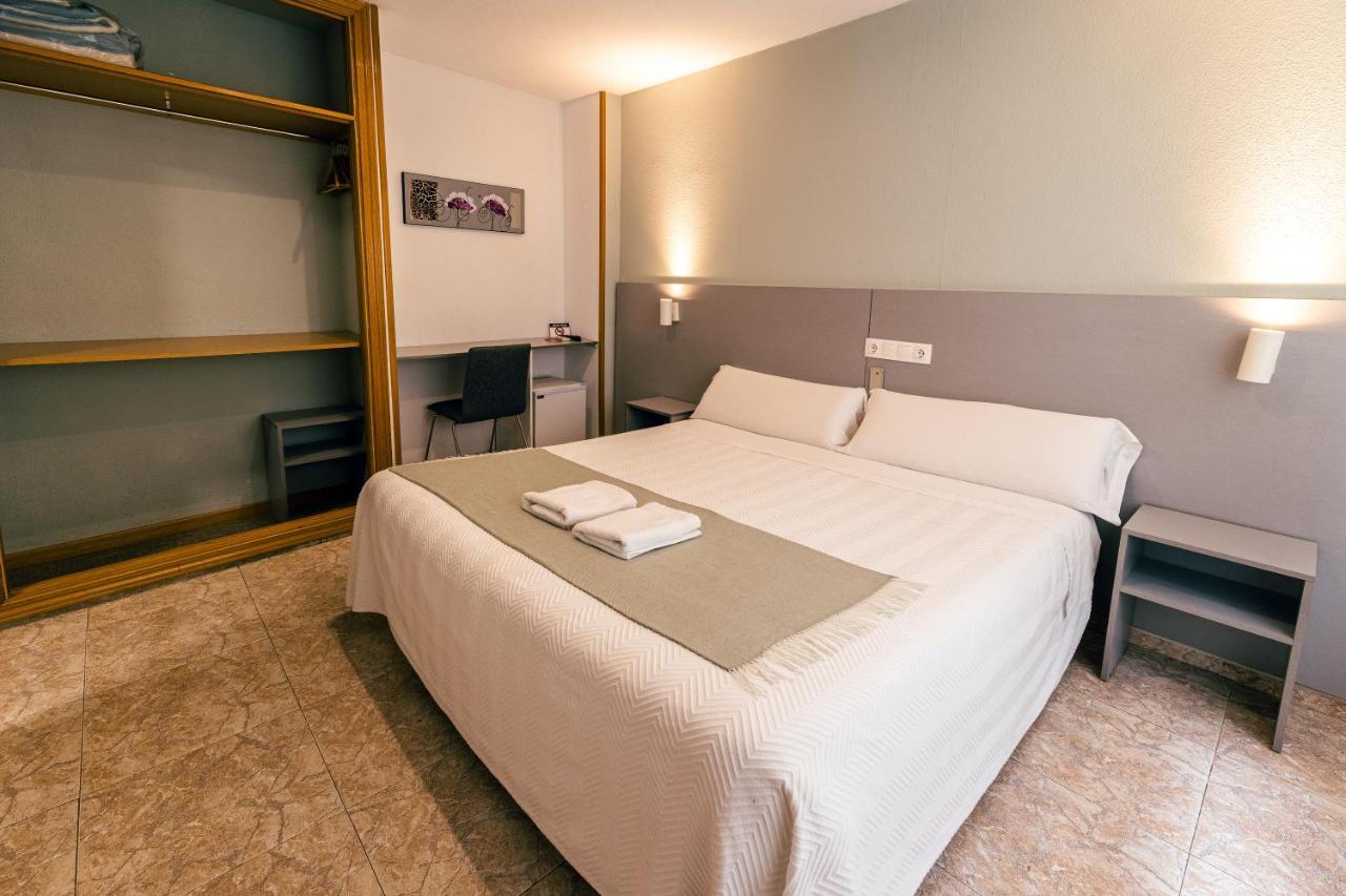 Hostal Gran Via Pinto Exteriér fotografie