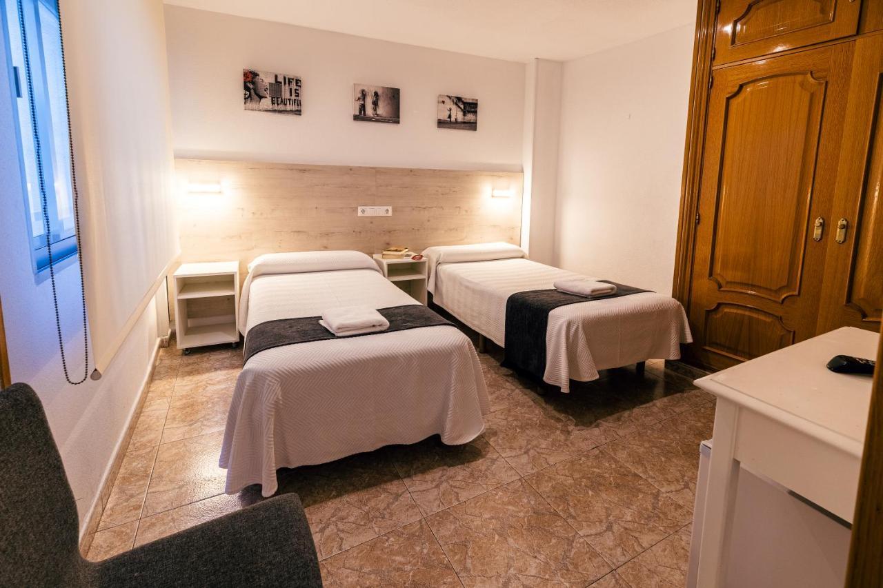 Hostal Gran Via Pinto Exteriér fotografie