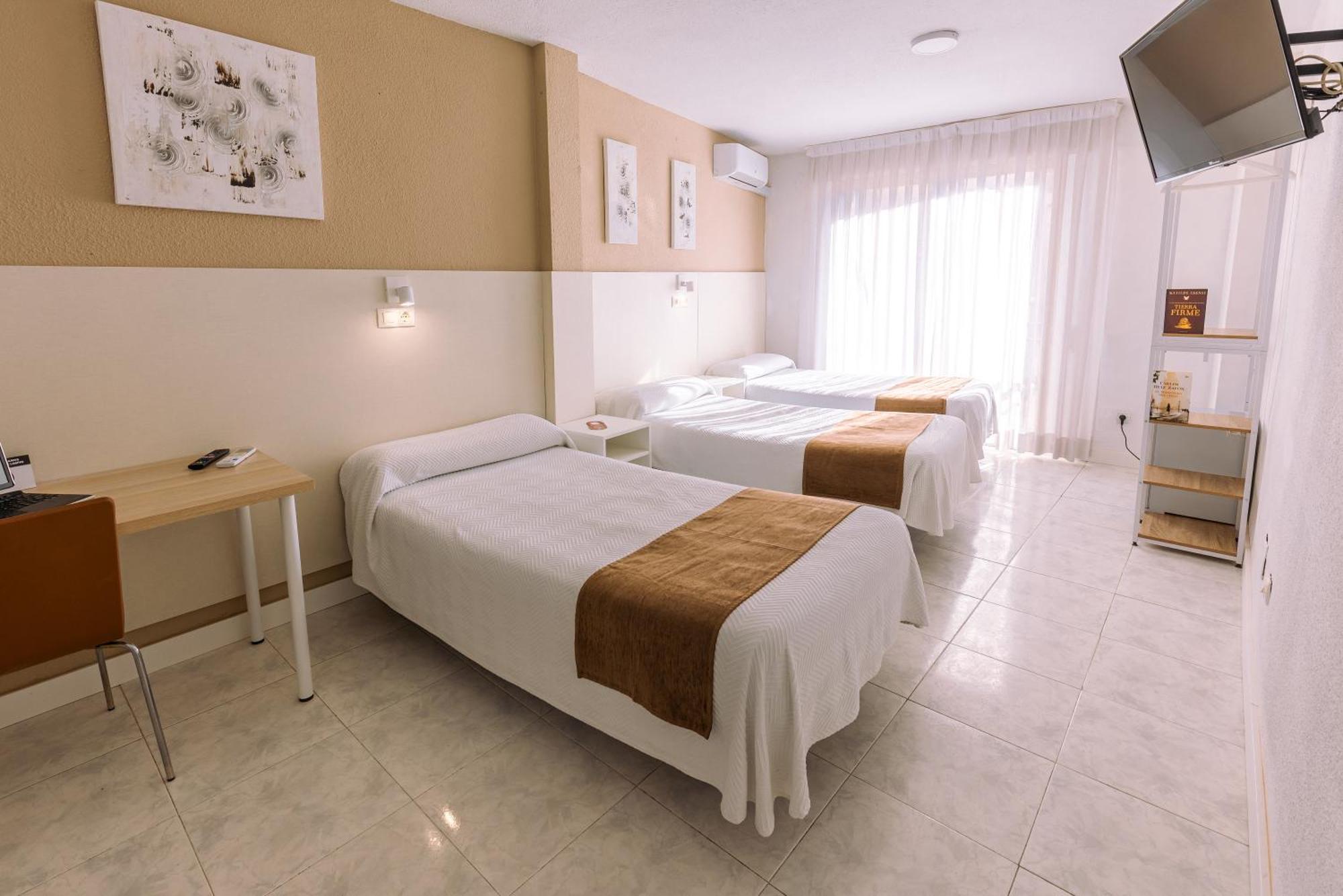 Hostal Gran Via Pinto Exteriér fotografie