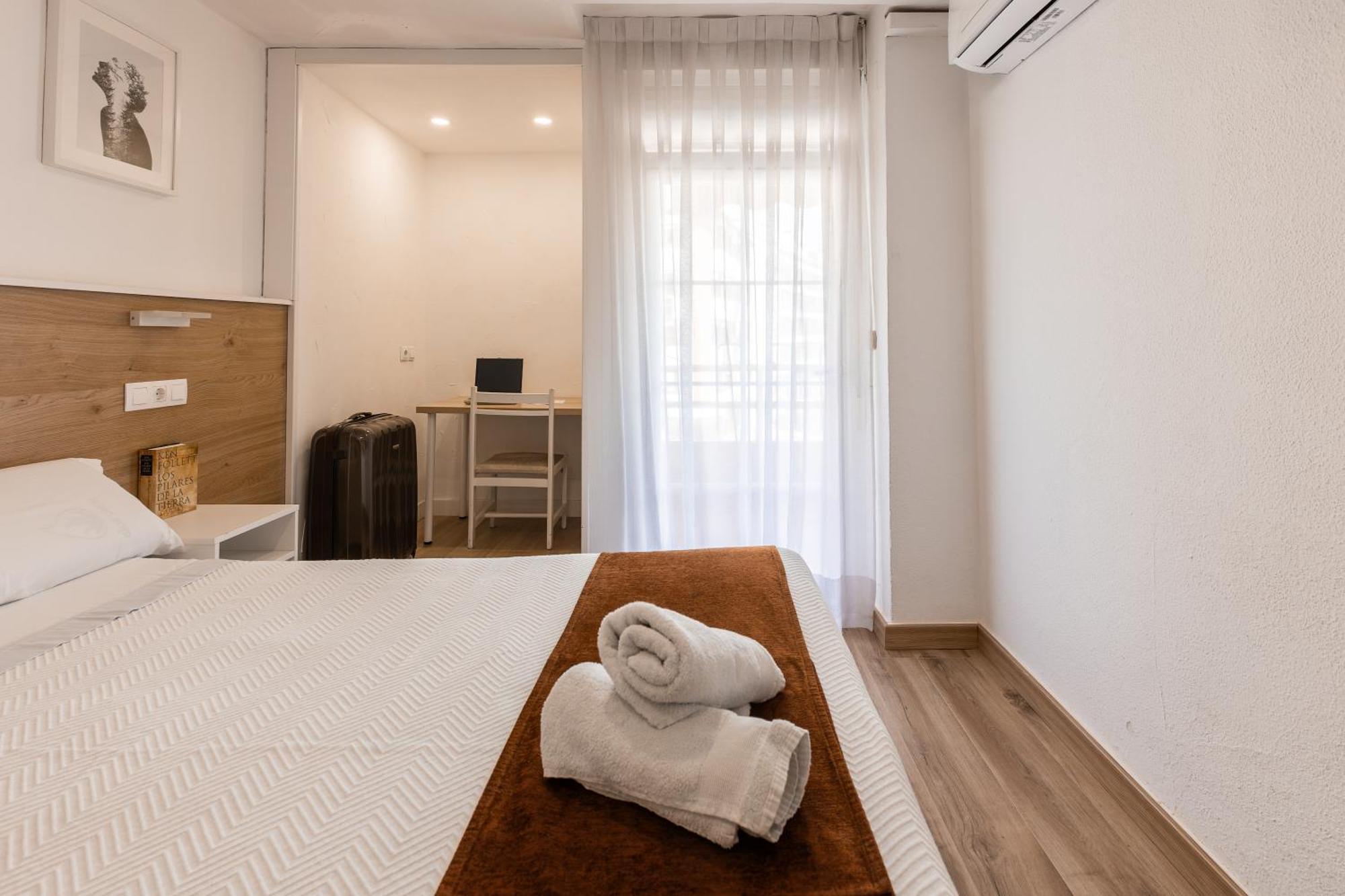 Hostal Gran Via Pinto Exteriér fotografie